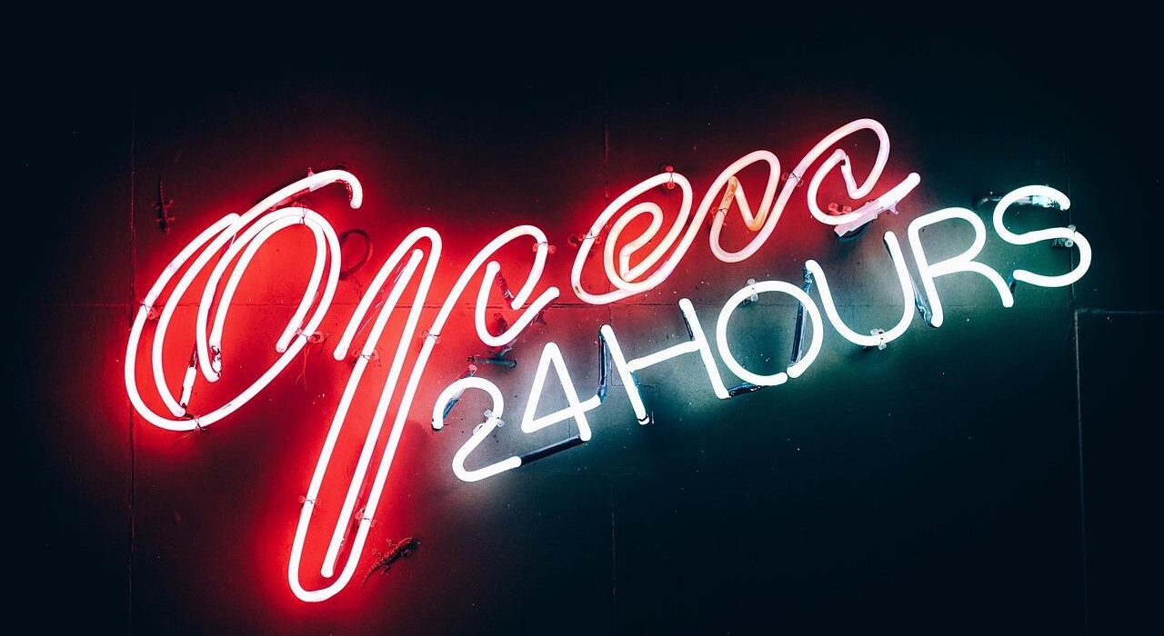 What to Consider When Designing Wayfinding Signage for Melbourne Workplaces